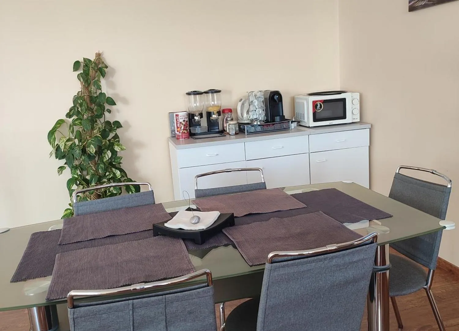 Villa Homestay Nad Helmrovkou Praga Czechy