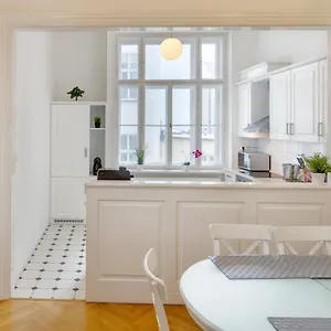  Apartment Karlova 24 - Old Town
