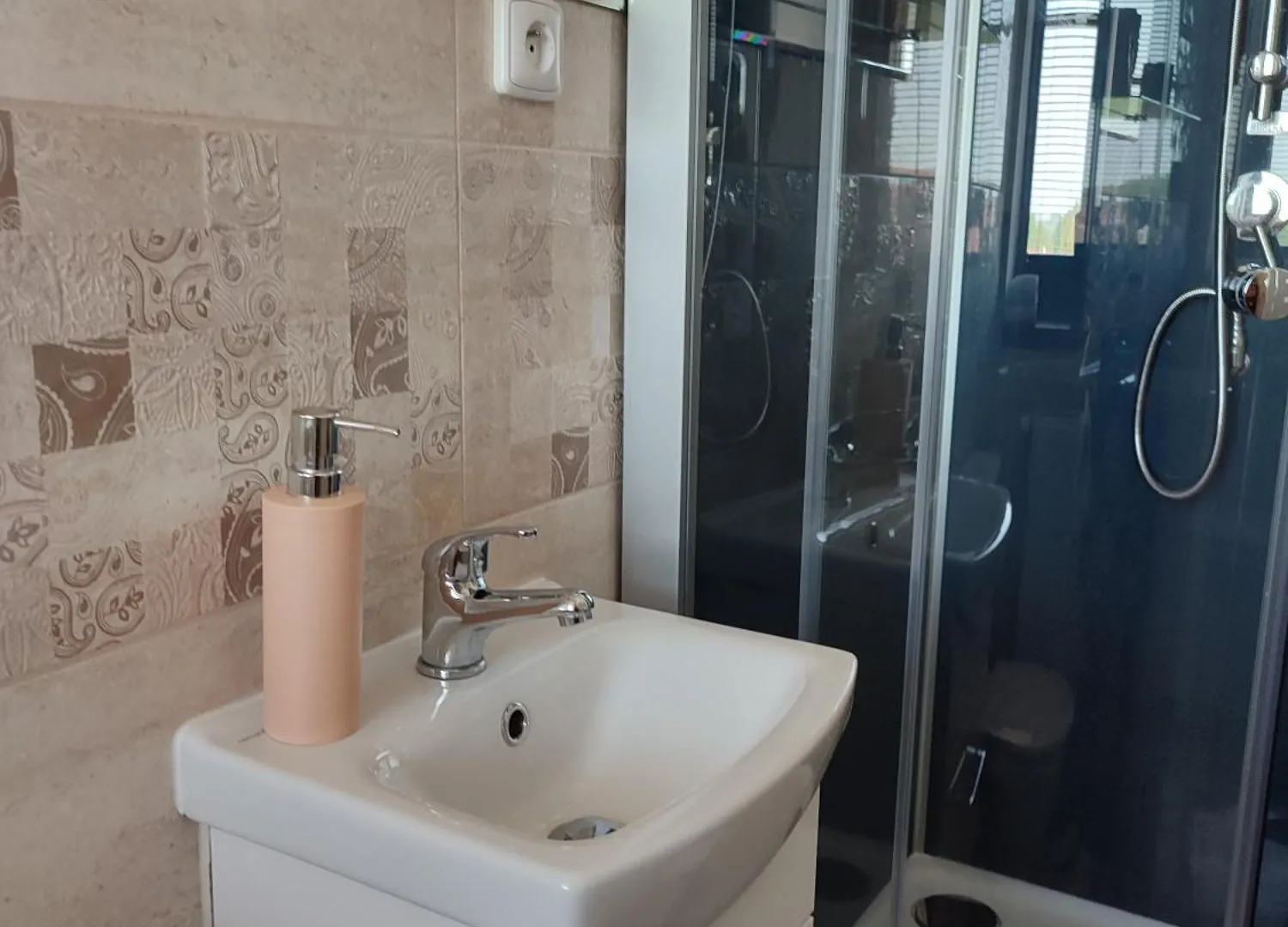 Villa Homestay Nad Helmrovkou プラハ